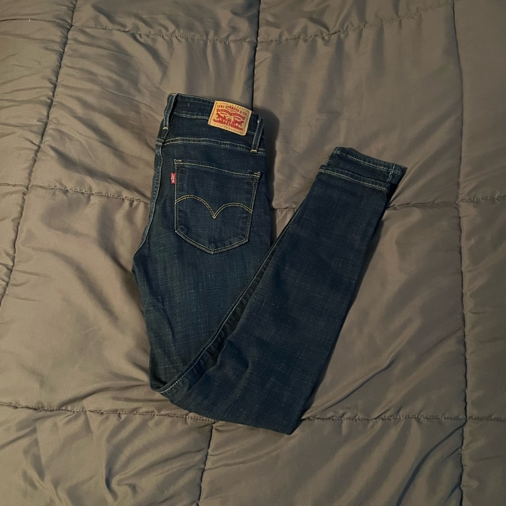 Levi’s 721 high rise skinny jeans size 26
